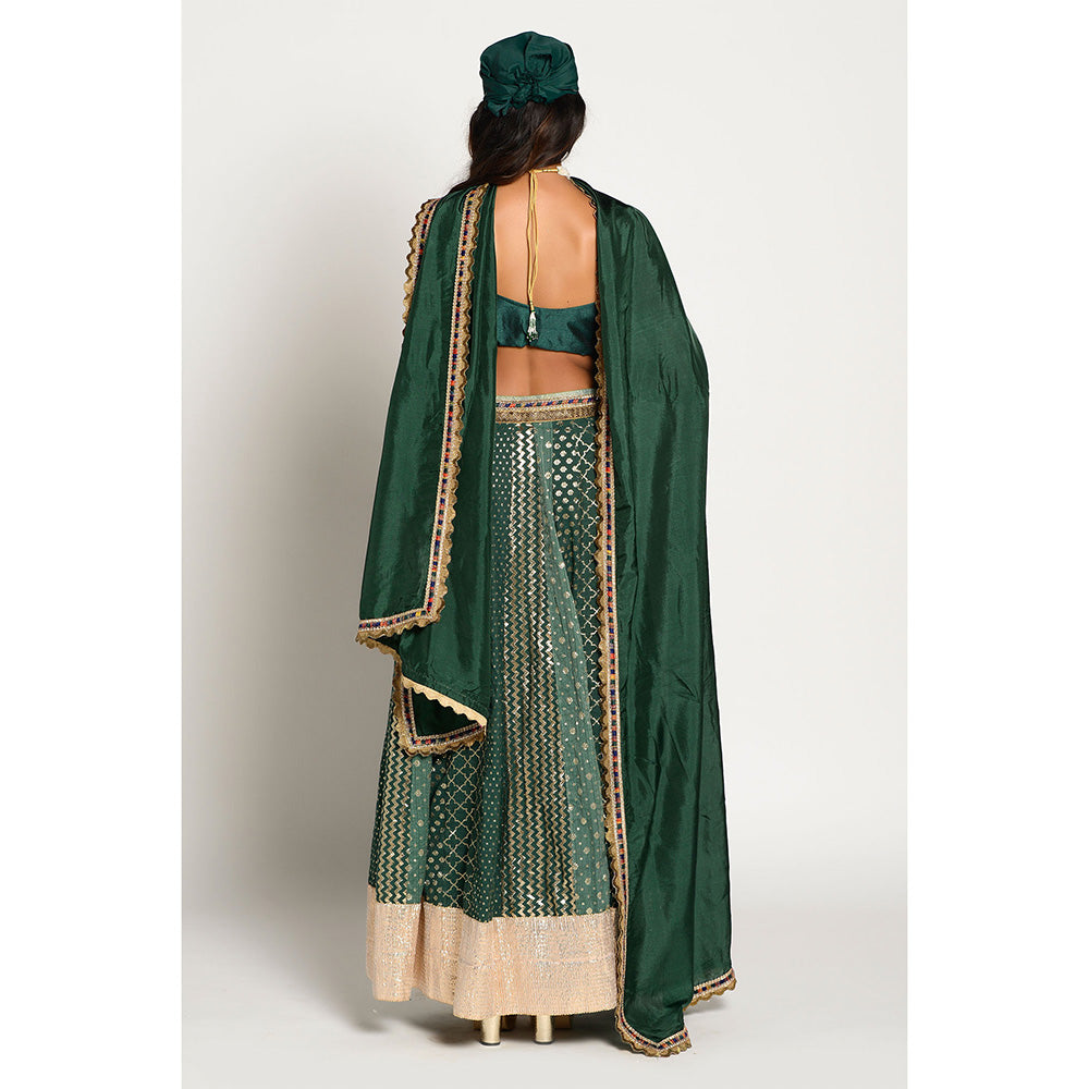 RISHI & VIBHUTI Sufiyana Lehenga Blouse and Dupatta (Set of 3)