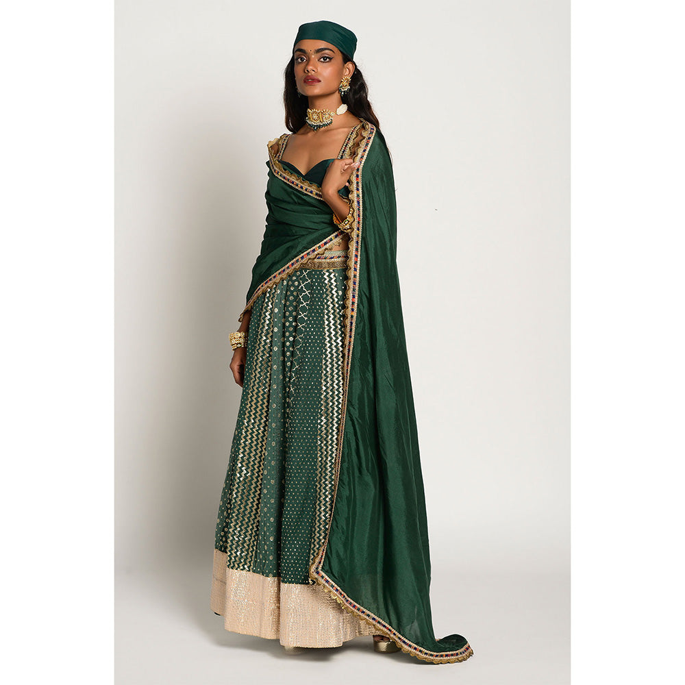 RISHI & VIBHUTI Sufiyana Lehenga Blouse and Dupatta (Set of 3)