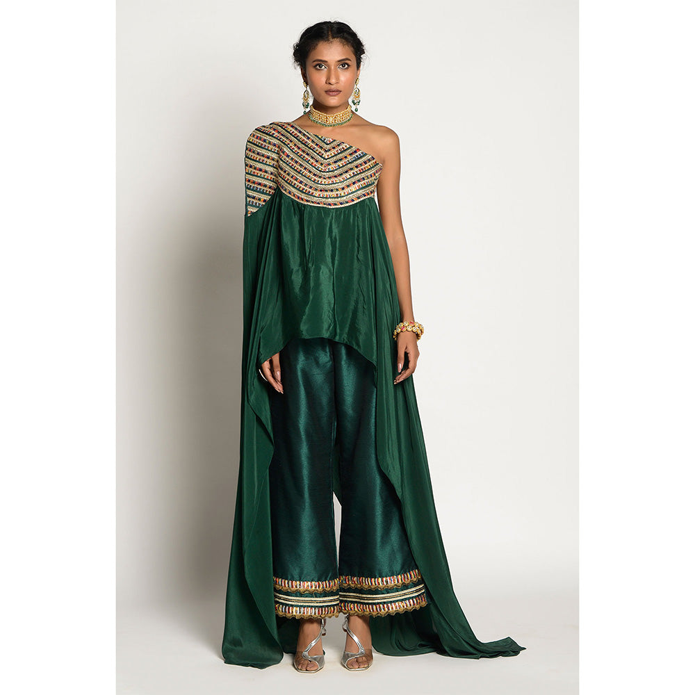 RISHI & VIBHUTI Khwabeeda Cape with Pant (Set of 2)