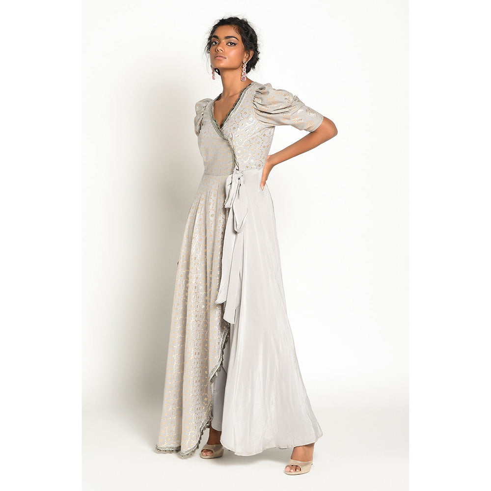 RISHI & VIBHUTI Elizabeth Anarkali with Pant (Set of 2)