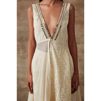 RISHI & VIBHUTI Hydrangea Asymmetrical Anarkali Kurta with Pant Ivory (Set of 2)