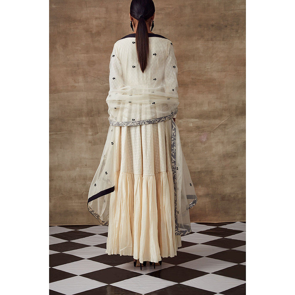 RISHI & VIBHUTI Bettercup Angrakha Kurta & Dupatta Ivory (Set of 2)