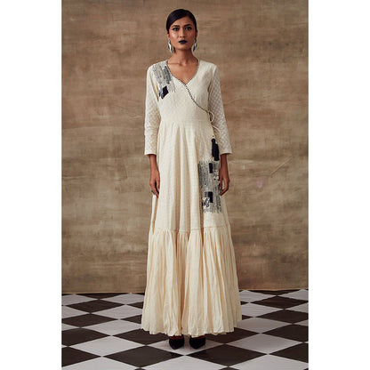 RISHI & VIBHUTI Bettercup Angrakha Kurta & Dupatta Ivory (Set of 2)