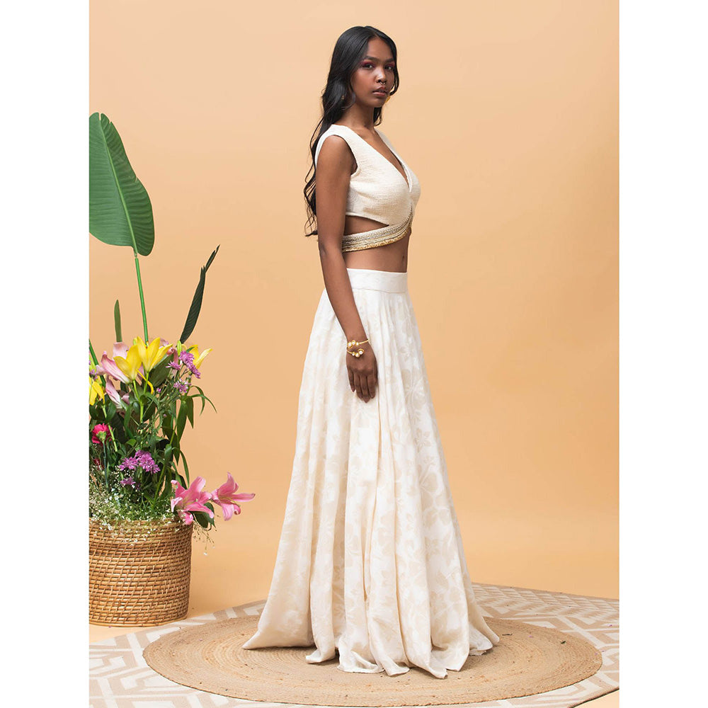 RISHI & VIBHUTI Hazel Ivory (Set of 3)