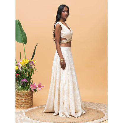 RISHI & VIBHUTI Hazel Ivory (Set of 3)