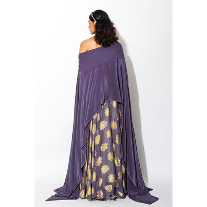 Rishi & Vibhuti Skirt with Off Shoulder Cape (Set of 2)