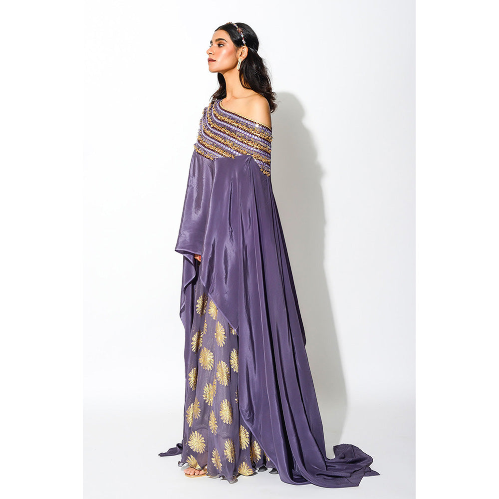 Rishi & Vibhuti Skirt with Off Shoulder Cape (Set of 2)