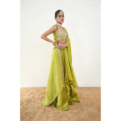 Rishi & Vibhuti Tauriel Lehenga With Blouse And Dupatta (Set of 3)