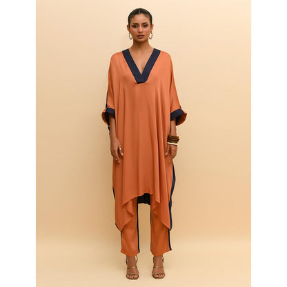 Rishi & Vibhuti Colour Block Kaftan