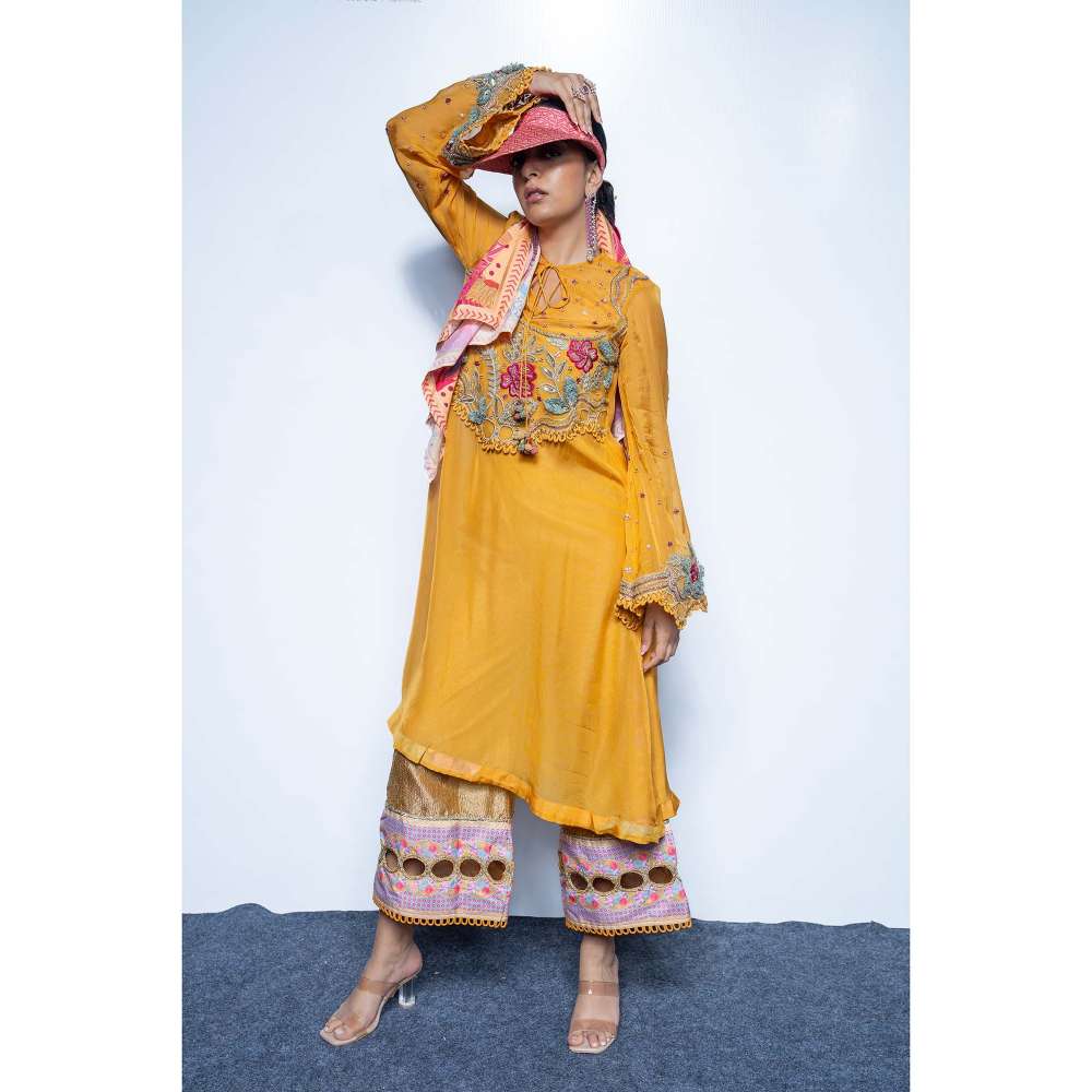 Rishi & Vibhuti Yellow Sunbeam Kurta and Pant