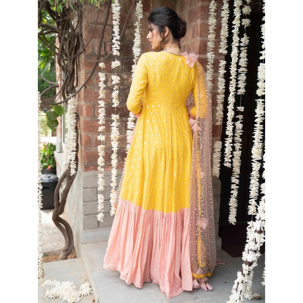 Rishi & Vibhuti Yellow 3/4th Sleeve Angrakha With Dupatta (Set of 2)