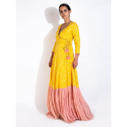 Rishi & Vibhuti Yellow 3/4th Sleeve Angrakha With Dupatta (Set of 2)