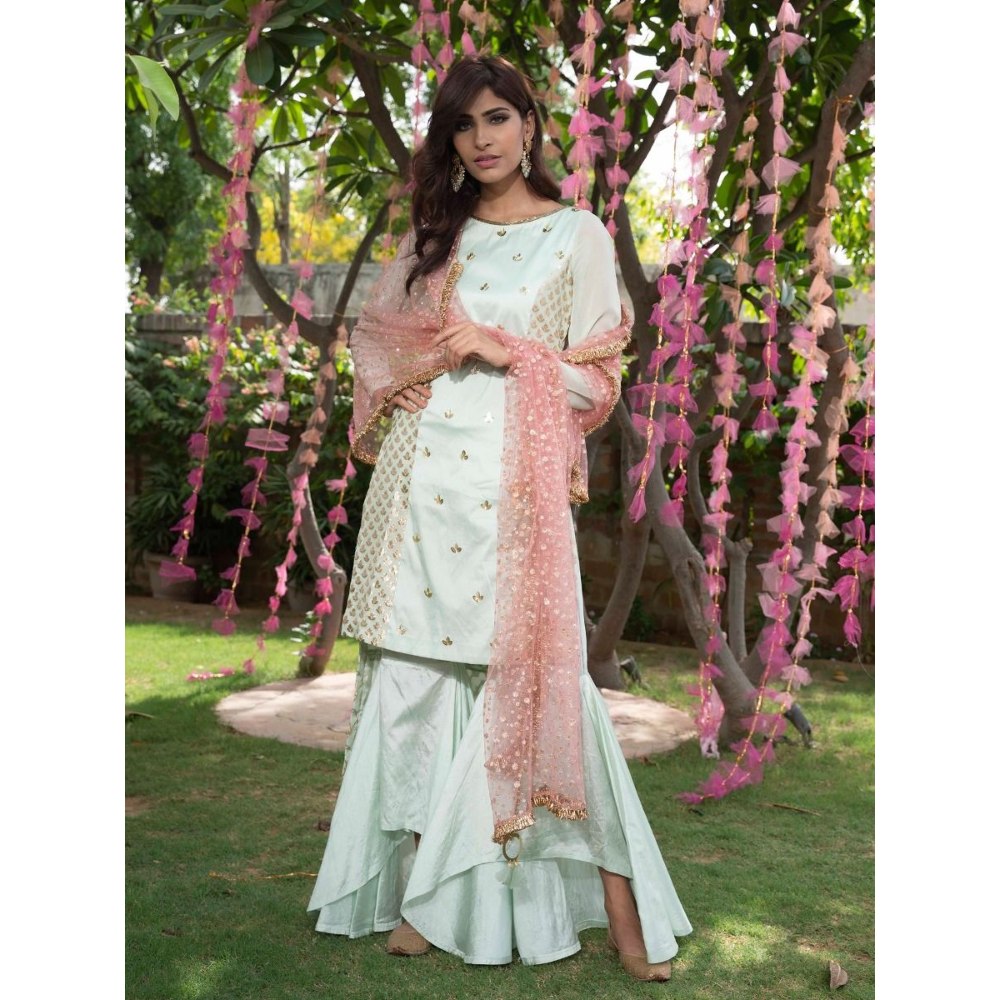 Rishi & Vibhuti Green Centre Embellished Chanderi Kurta & Sharara With Dupatta (Set of 3)