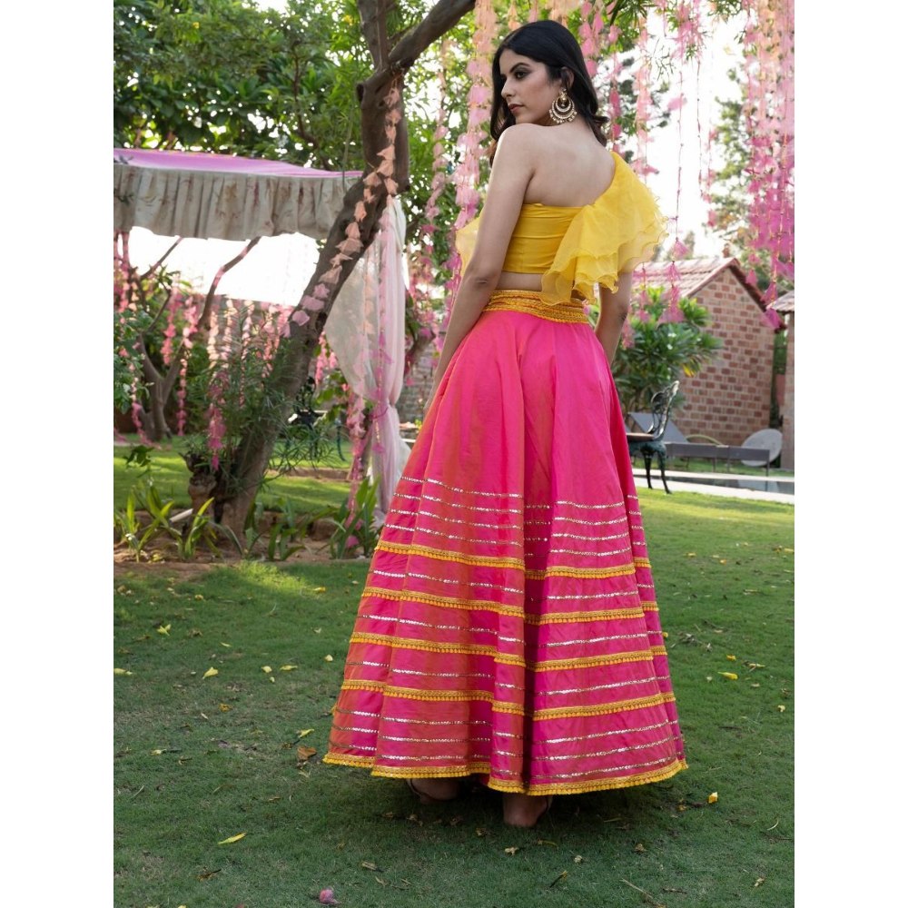 Rishi & Vibhuti Yellow Stitched Blouse with Lehenga (Set of 2)