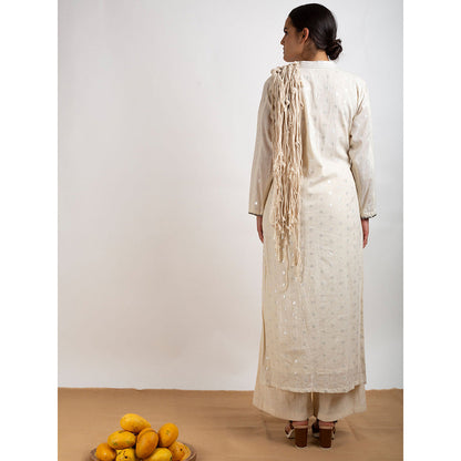 Rishi & Vibhuti Off White Tribal Twist Kurta