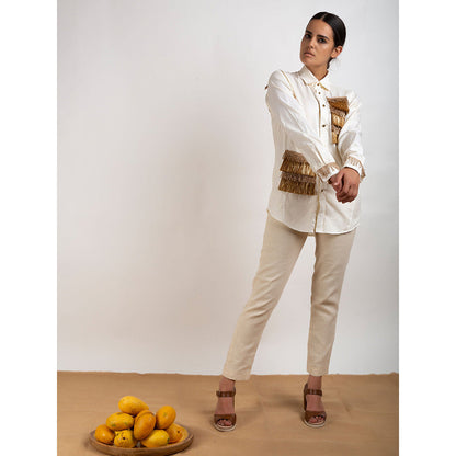 Rishi & Vibhuti Off White Tinsel Shirt