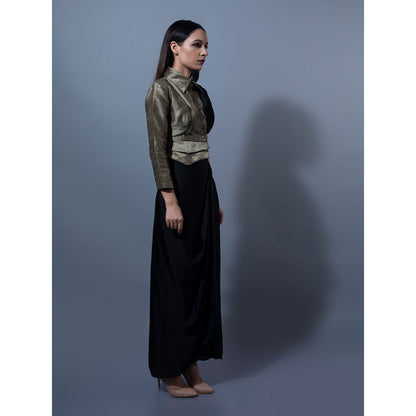 Rishi & Vibhuti Black Skirts With Blouse (Set of 2)