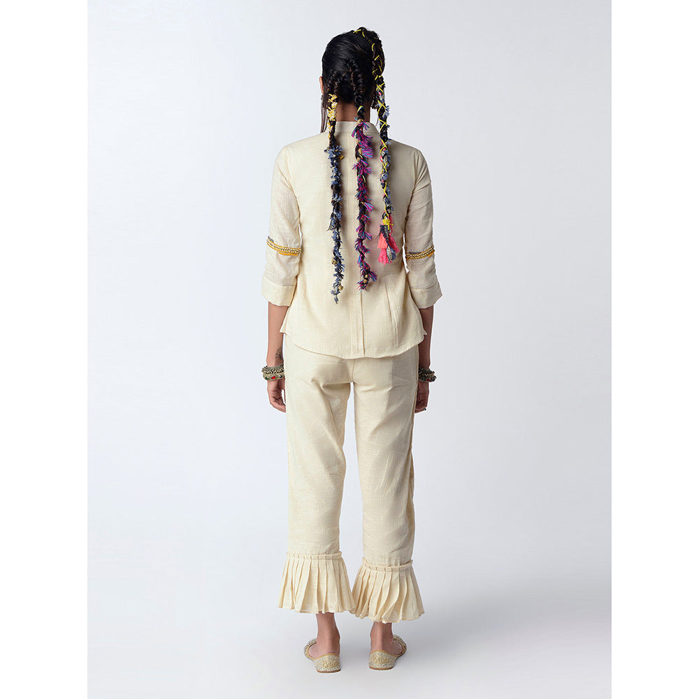 Rishi & Vibhuti Cream Campfire Co-ord Set