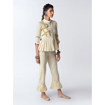 Rishi & Vibhuti Cream Campfire Co-ord Set