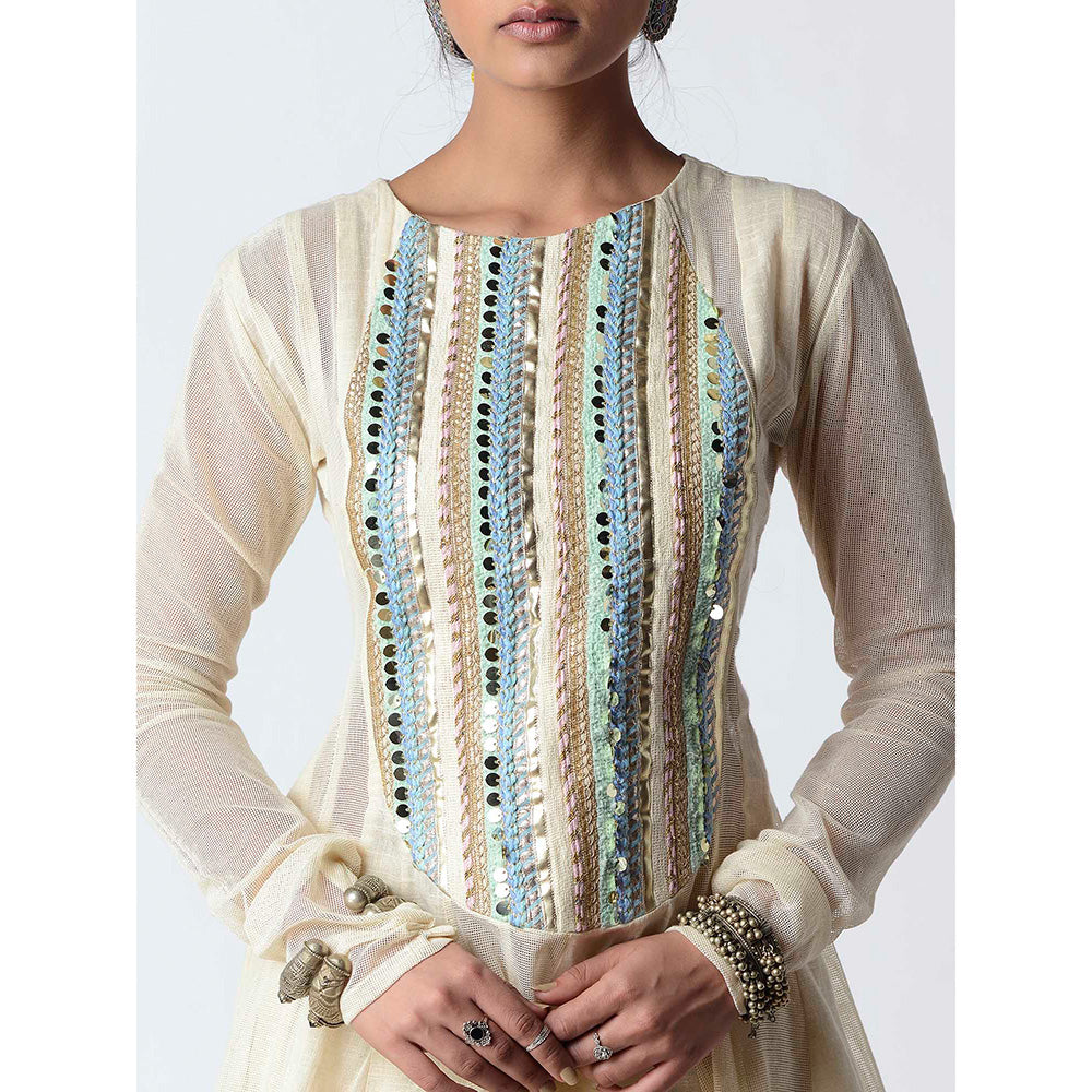 Rishi & Vibhuti Cream Summer Breeze Kurta Set