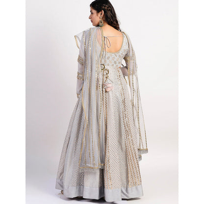 Rishi & Vibhuti Silver Seashell Embellished Dress With Dupatta (Set of 2)