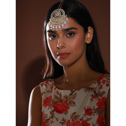 Ritu Singh Kundan Chand Maang Tikka with Pearls and Diamonds
