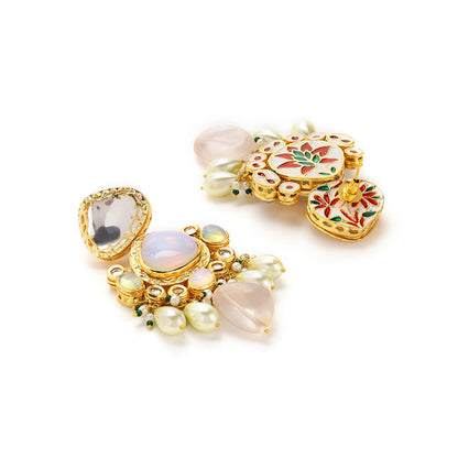 Ritu Singh Gold Plated White and Pink Kundan Studded Beaded Jewellery Set