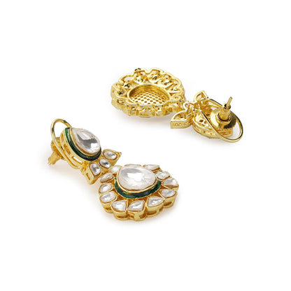 Ritu Singh Gold Plated White Kundan Stone-Studded Jewellery Set