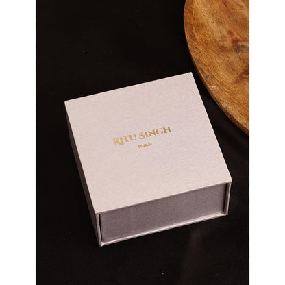 Ritu Singh Pearl and Diamond Necklace with Studs Set