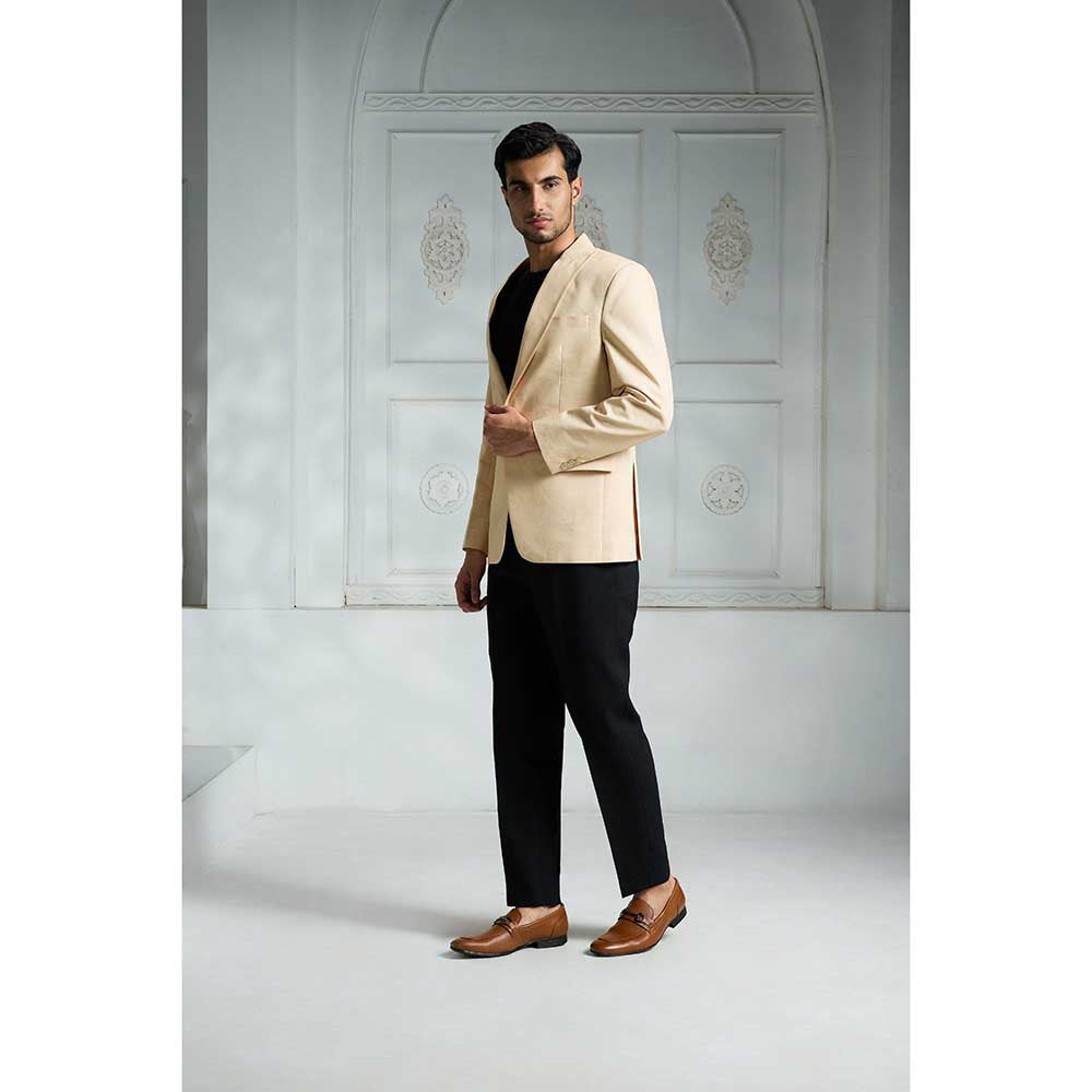 Rivaar by Rocky Star Beige Solid Blazer