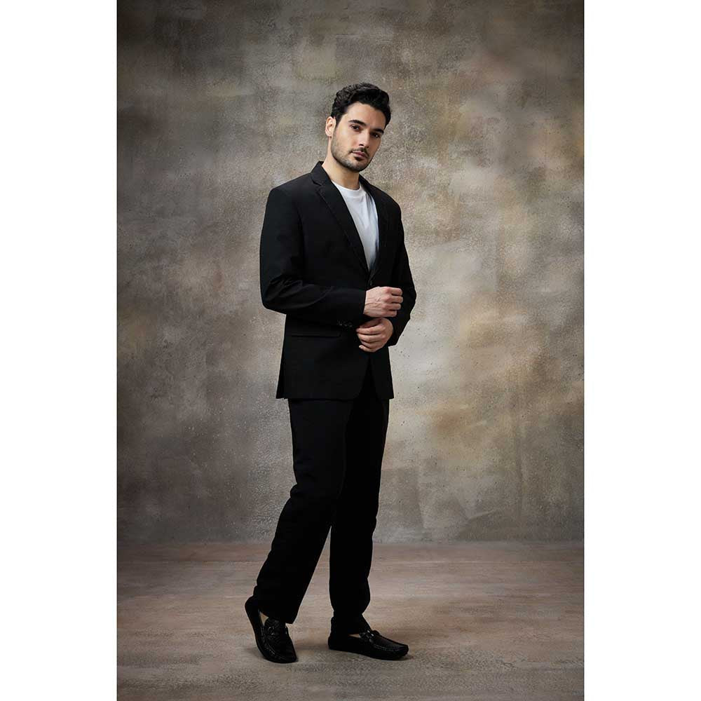 Rivaar by Rocky Star Black Solid Blazer