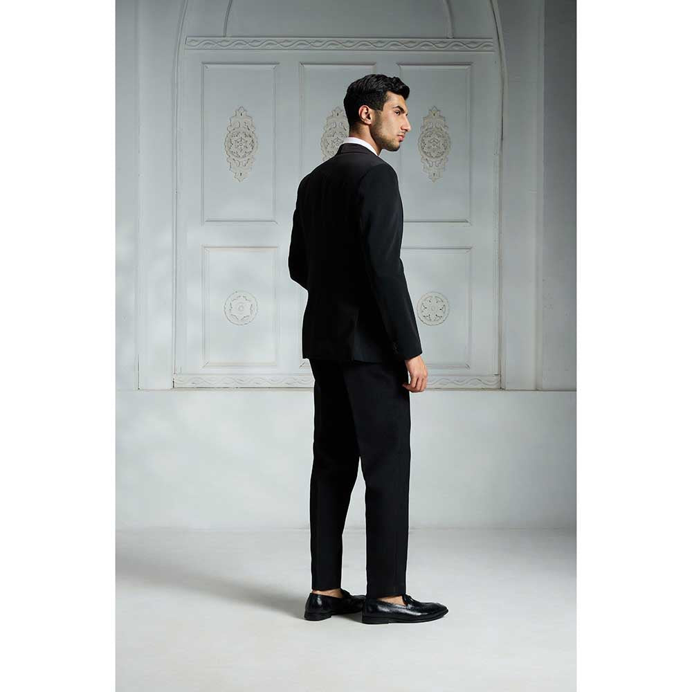 Rivaar by Rocky Star Black Solid Blazer