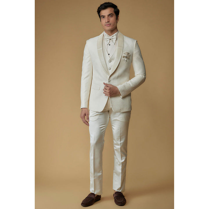 RIYAASAT Lace White Italian Jacquard Tuxedo (Set of 5)