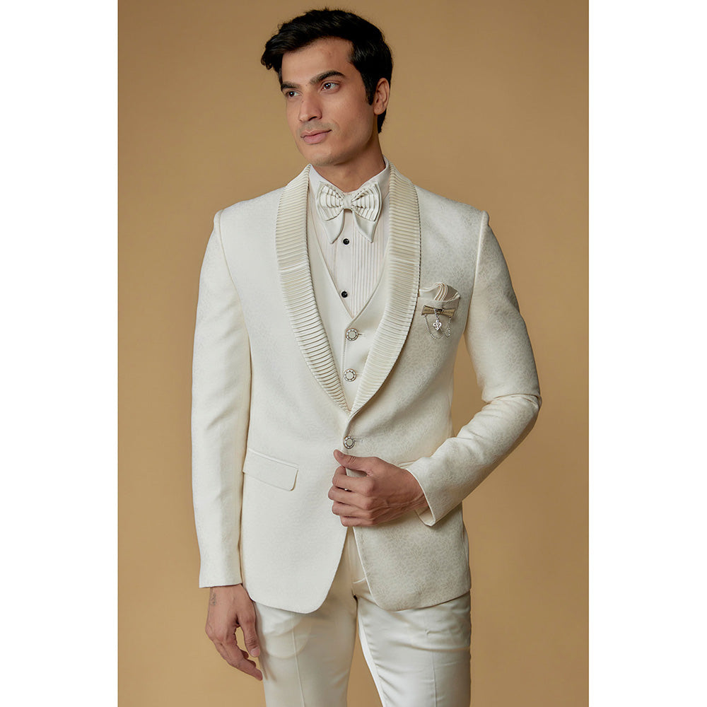 RIYAASAT Lace White Italian Jacquard Tuxedo (Set of 5)