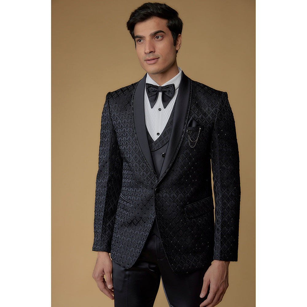 RIYAASAT Grease Black Jacquard Cut dana Embroidered Tuxedo (Set of 5)