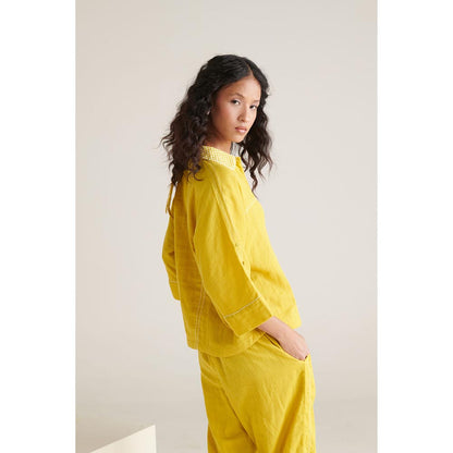ROHO Arlo Short Yellow Shirt