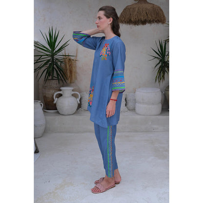 Roza Pret Blue Floral Positano Kurti