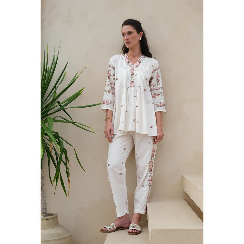 Roza Pret White Floral Rose Noir Top