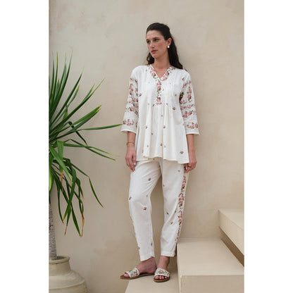 Roza Pret White Floral Rose Noir Top