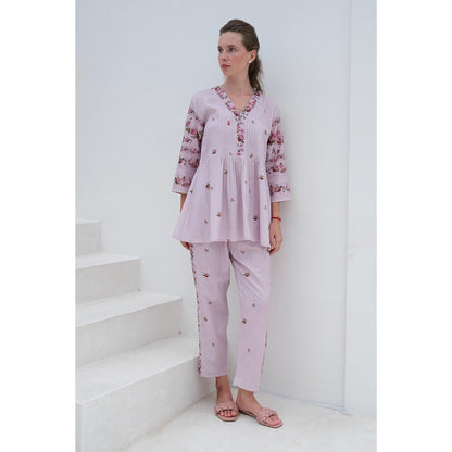 Roza Pret Mauve Floral Rose Noir Top