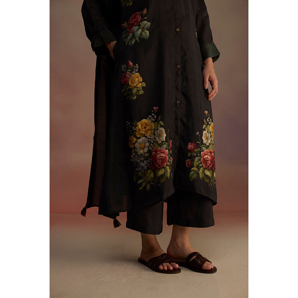 Roza Black Gladioly Floral Printed Kurta with Pant (Set of 2)
