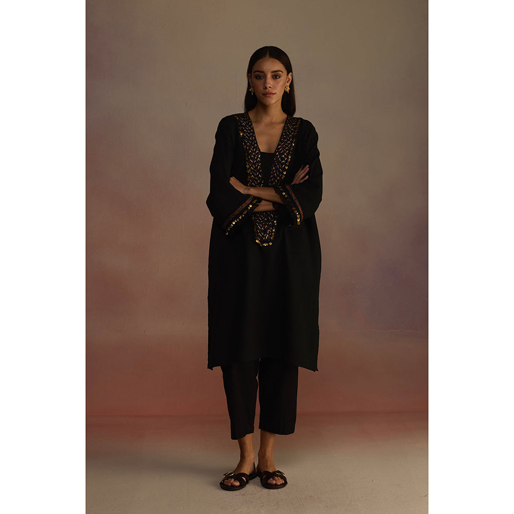 Roza Black Neroli Embroidered Kurta with Pant (Set of 2)