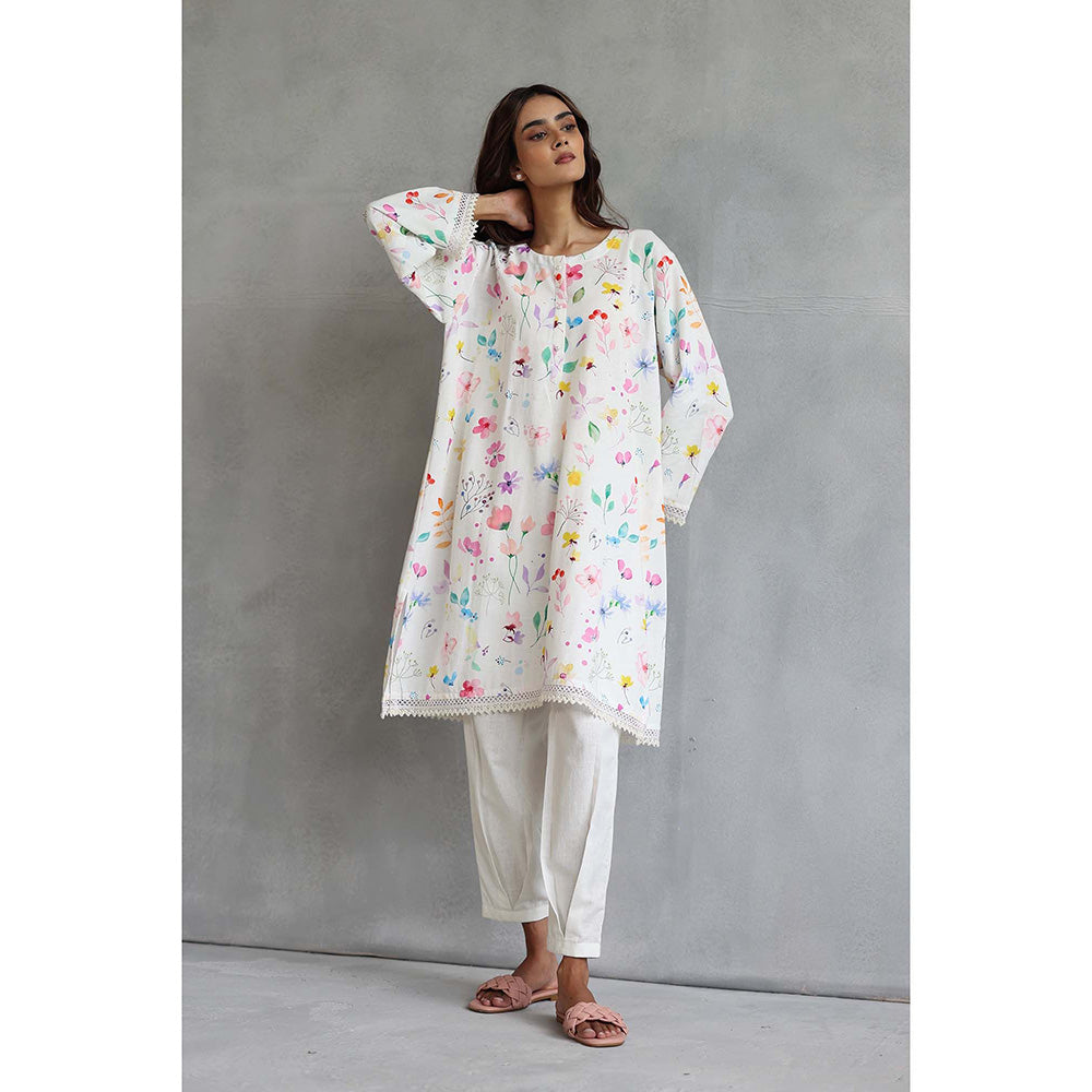 Roza Thea White Kurta with Salwar Pant (Set of 2)