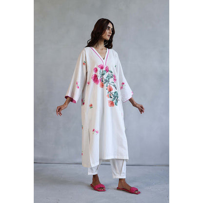 Roza Bougainvillea Phiran Off White Kurta with Salwar Pant (Set of 2)