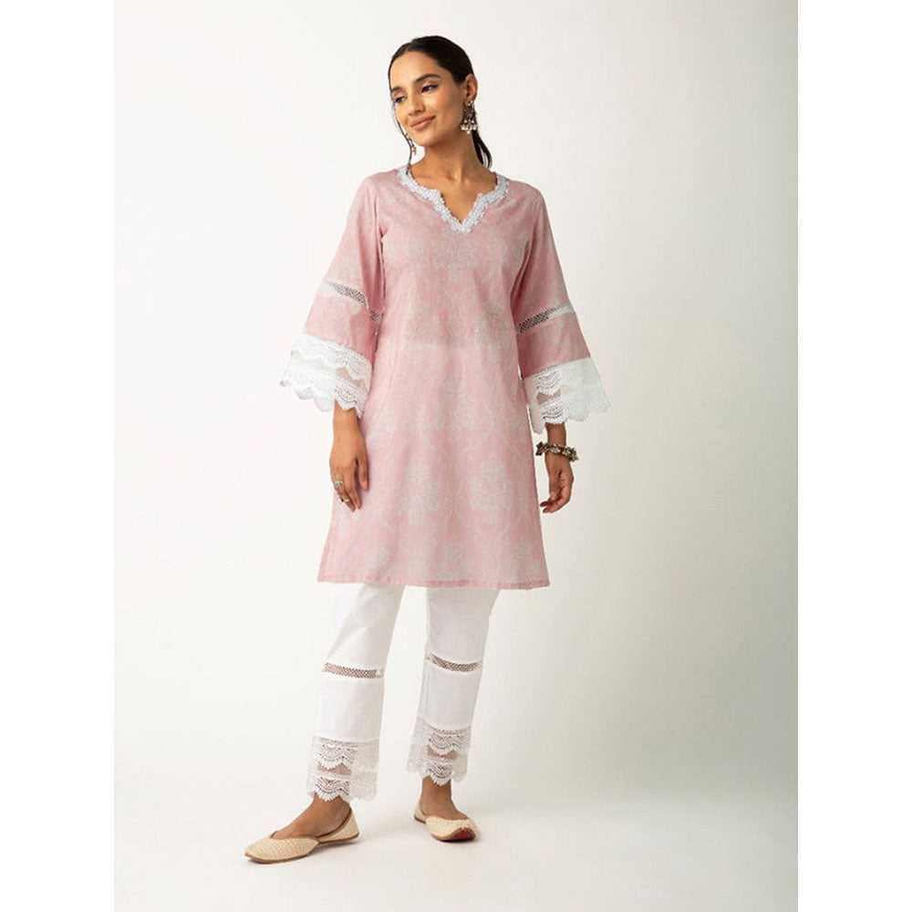 Roze Azhra Pant