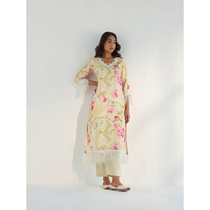 Roze Mahnoor Kurta with Pant & Dupatta (Set of 3)