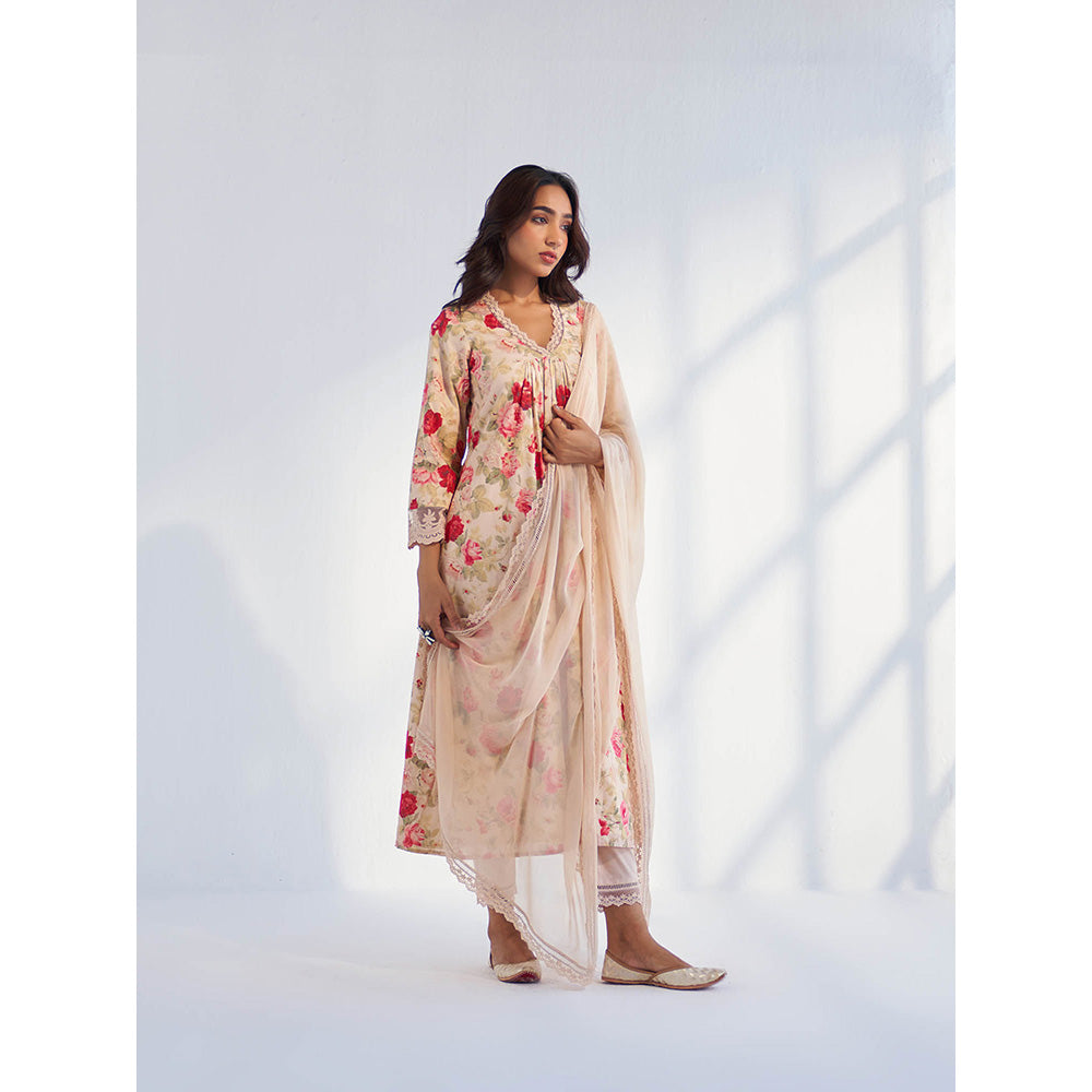 Roze Farida Kurta with Pant & Dupatta (Set of 3)