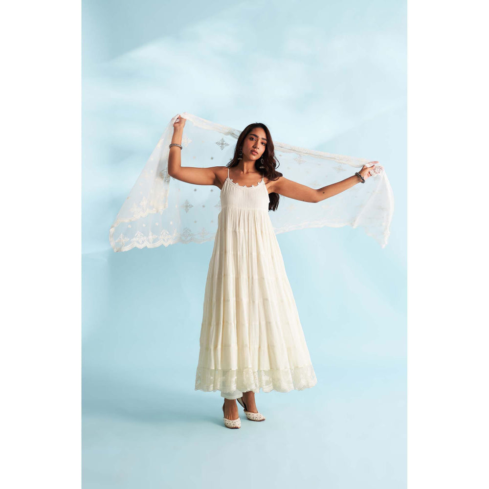 Roze Zoha Ivory Anarkali Kurta with Pant and Dupatta (Set of 3)