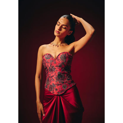 Roze Zyra Red Solid Maxi Skirt