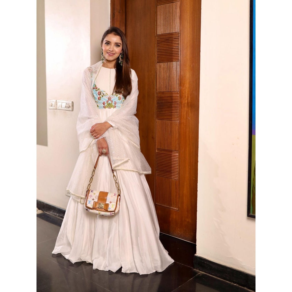 Rozina An off white Anarkali (Set of 2)